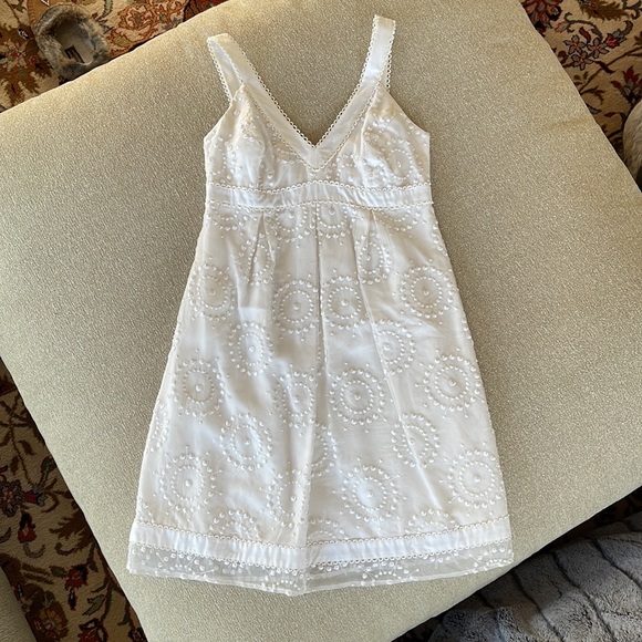 Lilly Pulitzer, white tulle embroidered dress, size 4, NWT - Picture 1 of 6